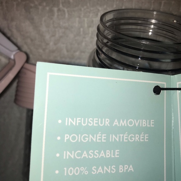 Water bottle - Picture 6 of 9